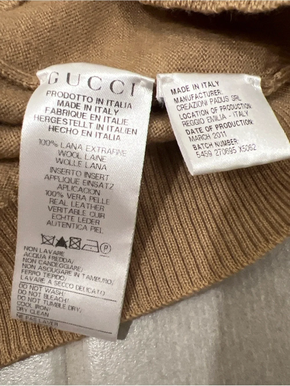 Gucci boys Brown V-Neck pullover Wool/leather patches on shoulder/ elbows  4 yo